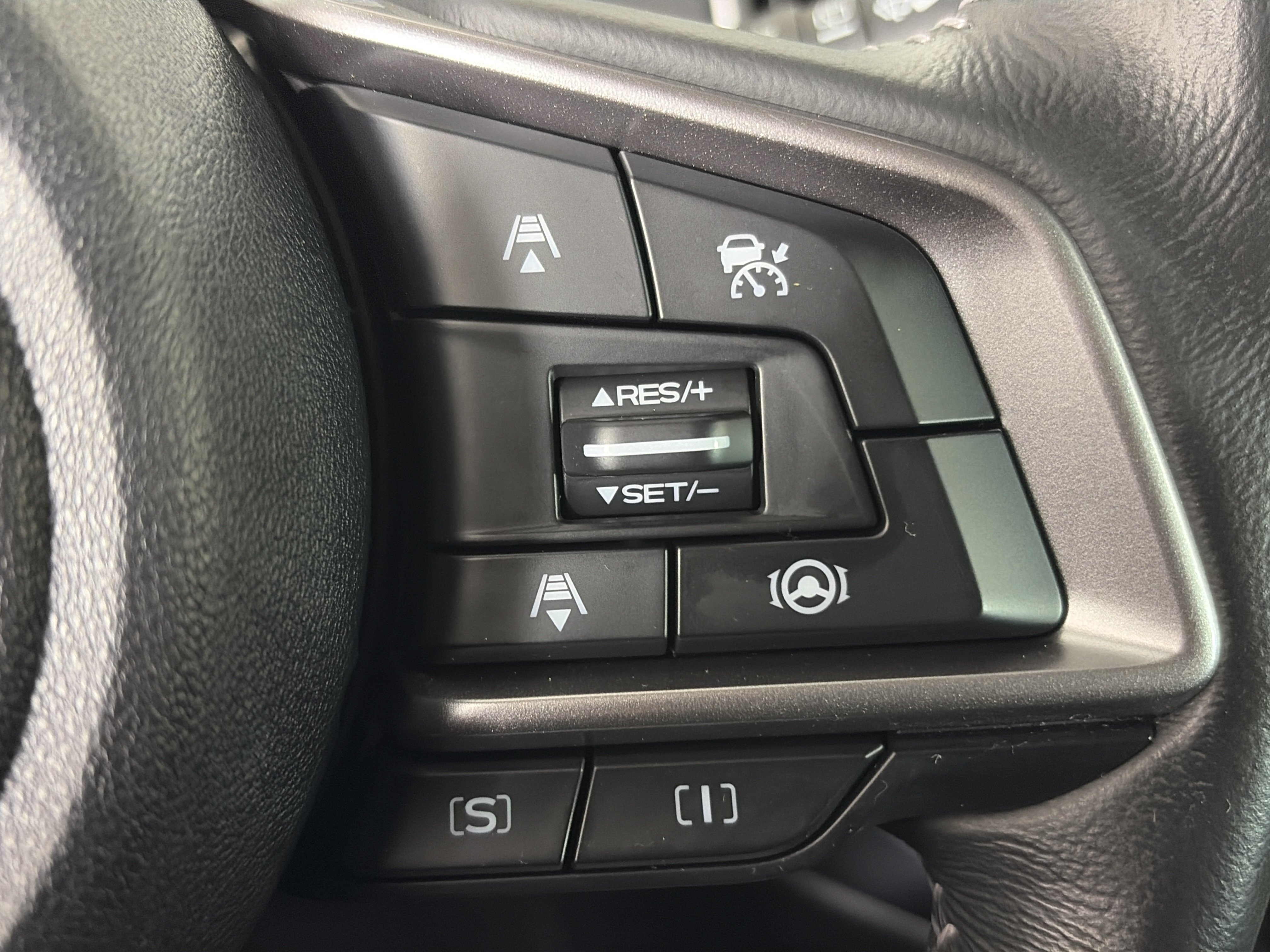 Certified 2023 Subaru Forester Premium AWD/4WD image 34