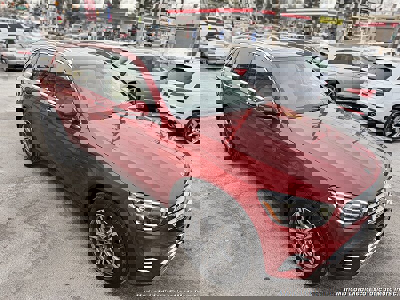 Used 2022 Mercedes-Benz GLC 300 4MATIC w/ Premium Package Lite image 6