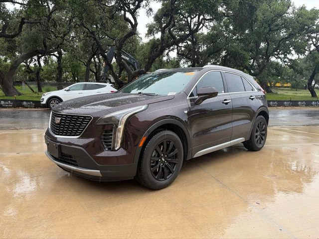 Used 2020 Cadillac XT4 Premium Luxury FWD image 1