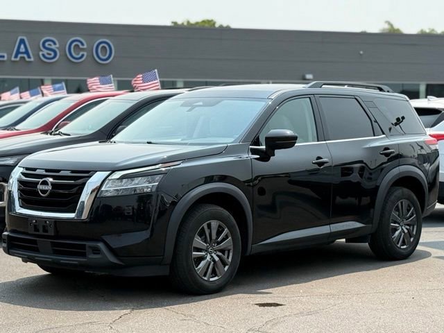 Used 2022 Nissan Pathfinder SV image 33
