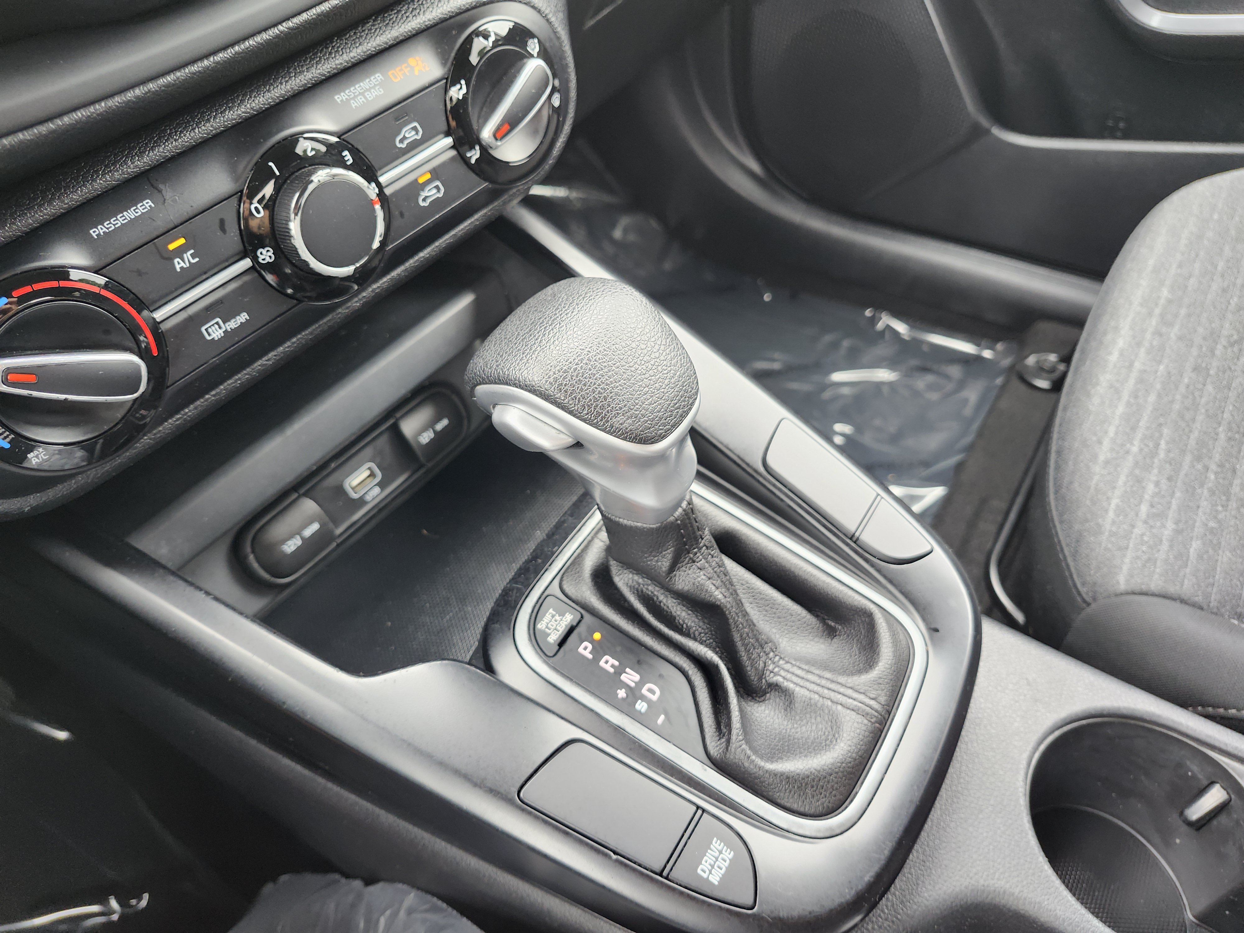 Used 2021 Kia Soul S FWD image 30