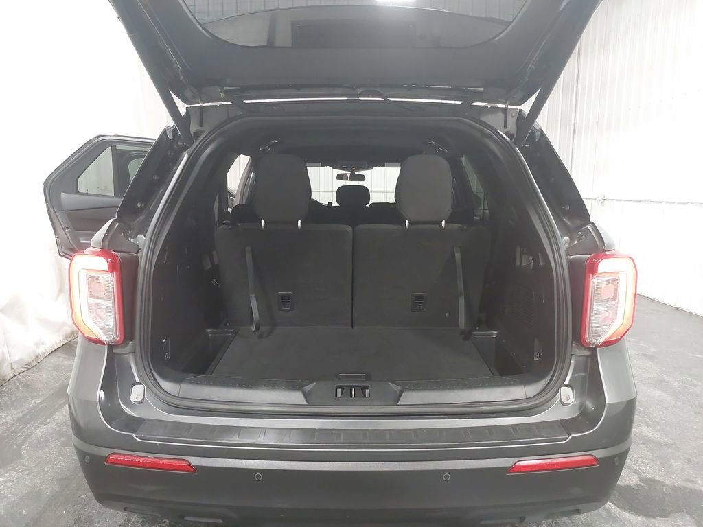 Used 2020 Ford Explorer XLT image 13