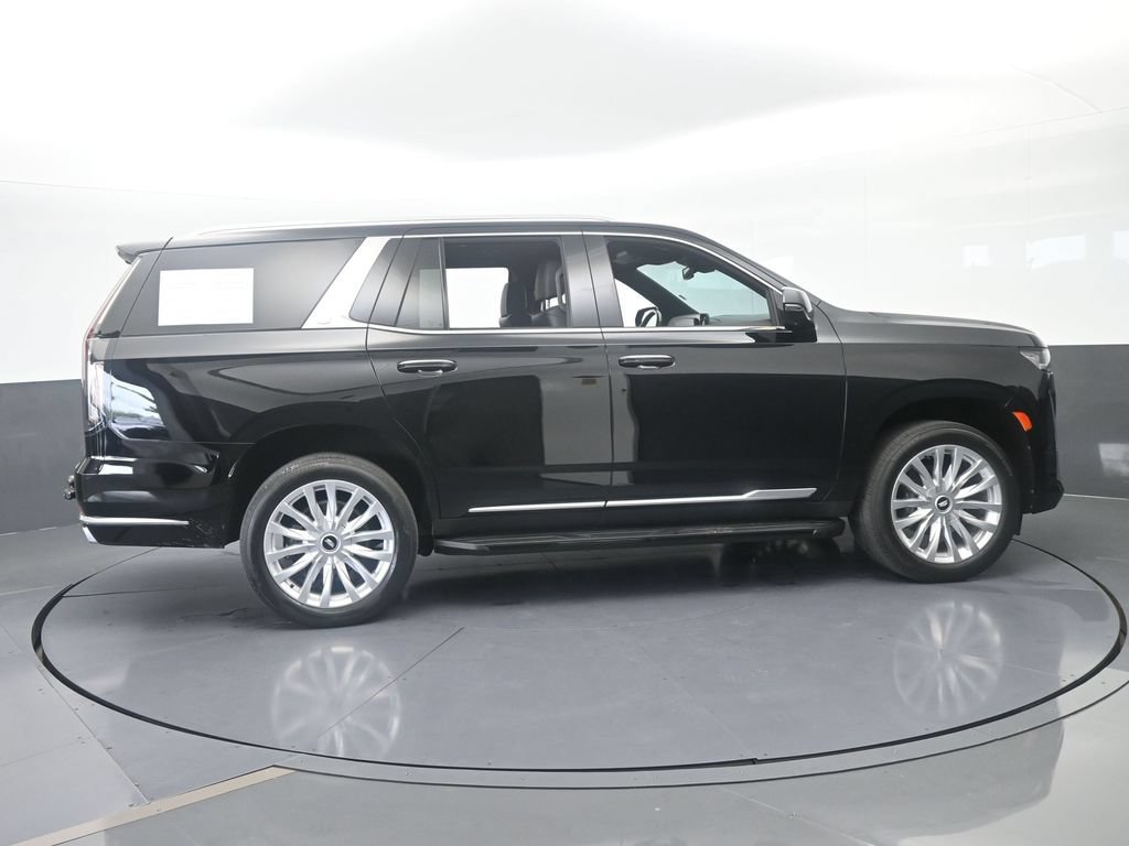 Used 2023 Cadillac Escalade Luxury RWD image 7