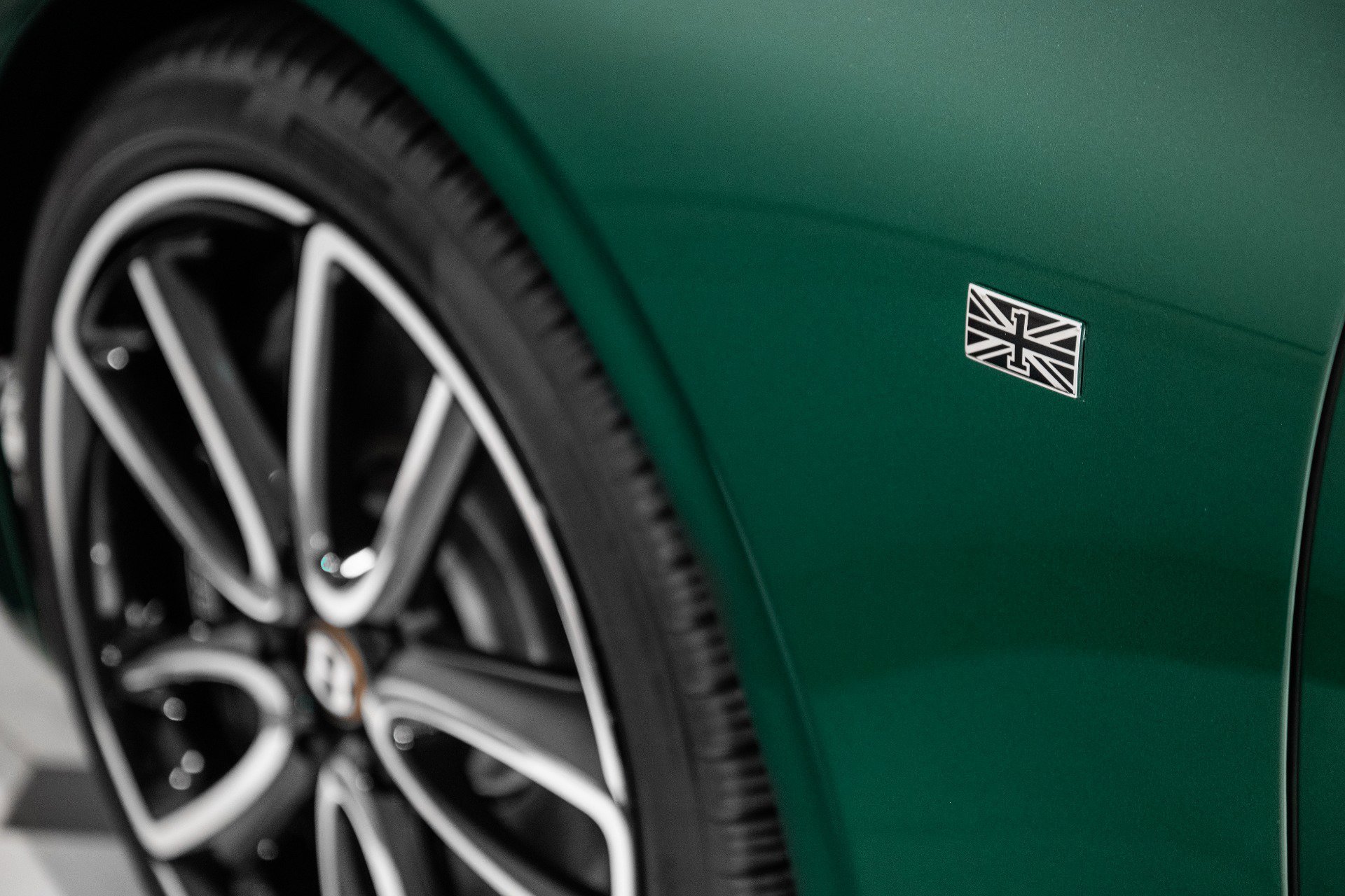 Used 2020 Bentley Continental GT w/ First Edition Specification AWD/4WD image 14