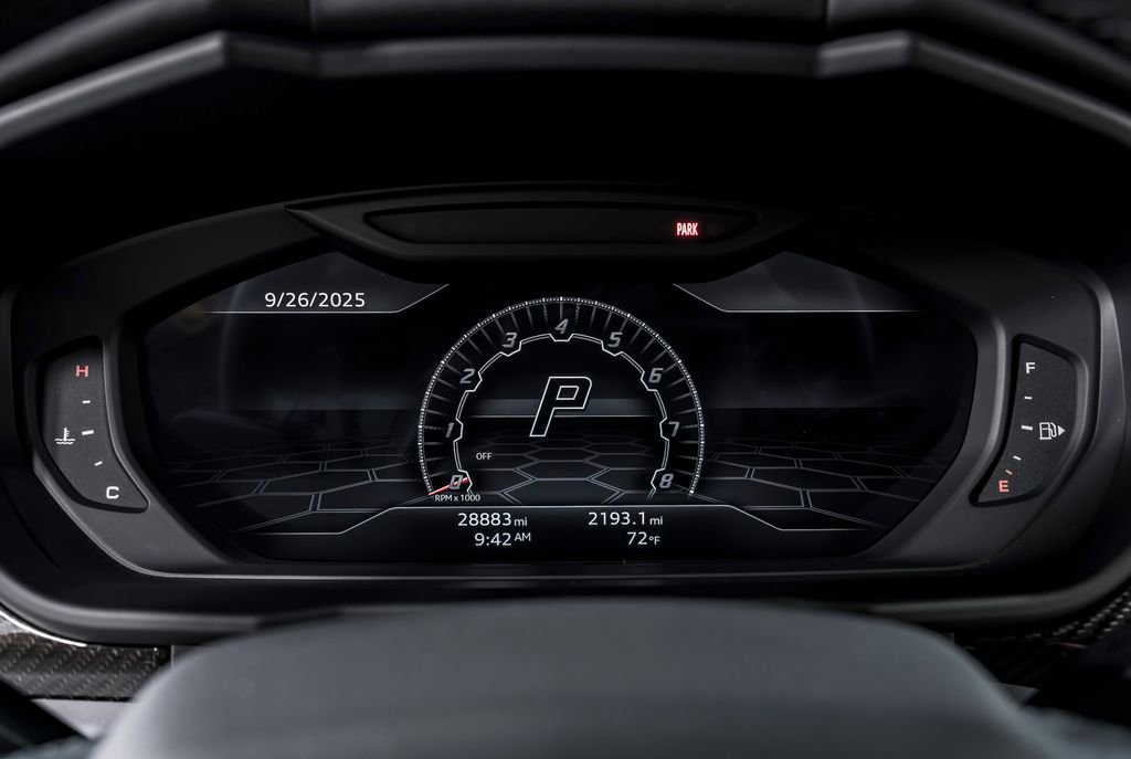 Used 2022 Lamborghini Urus image 15