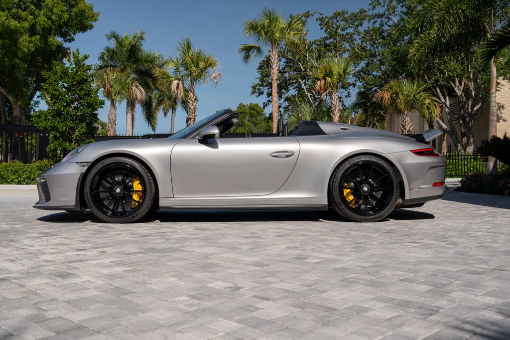 Used 2019 Porsche 911 Speedster RWD image 73