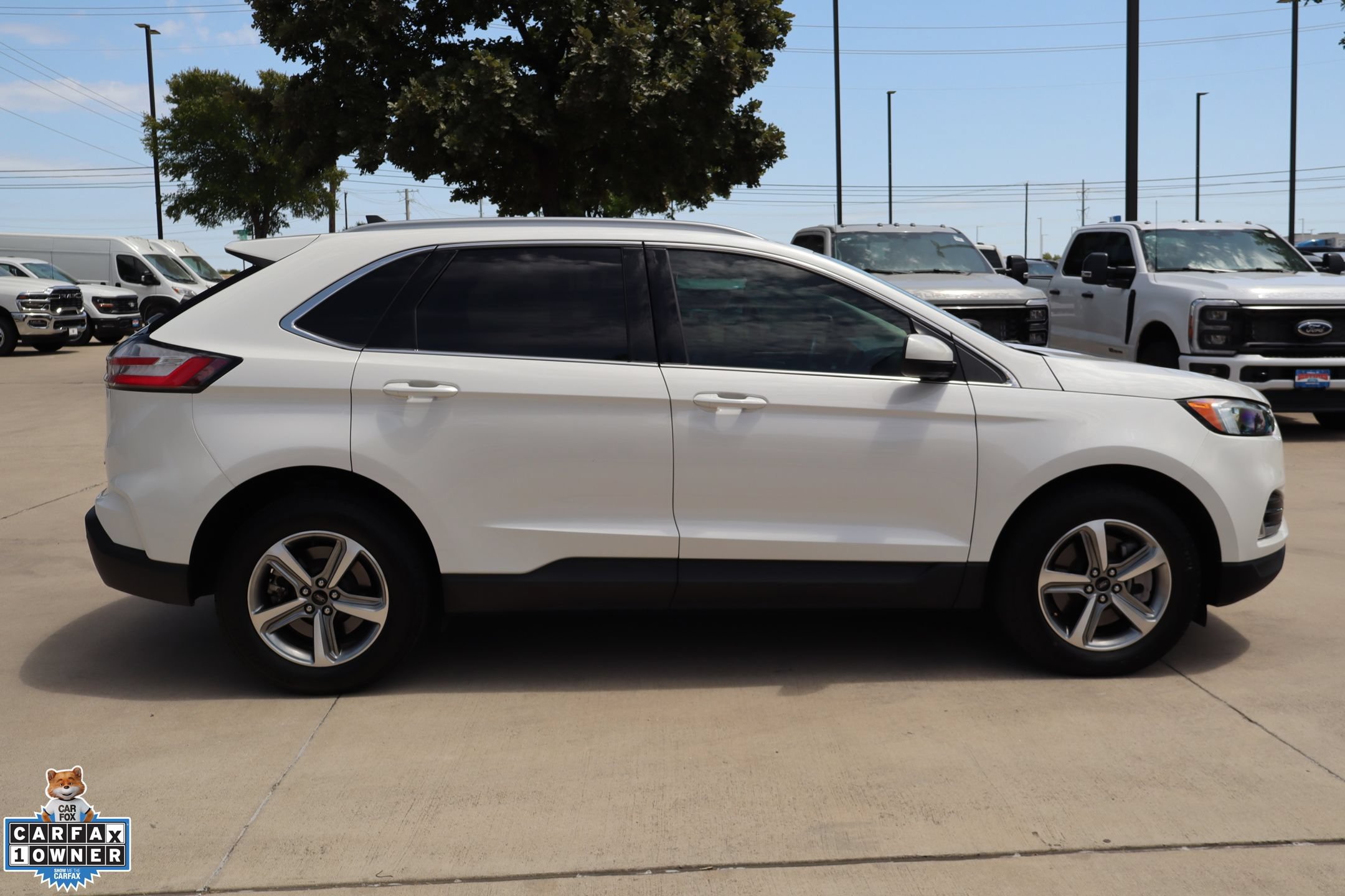 Used 2024 Ford Edge SEL w/ Convenience Package AWD/4WD image 2