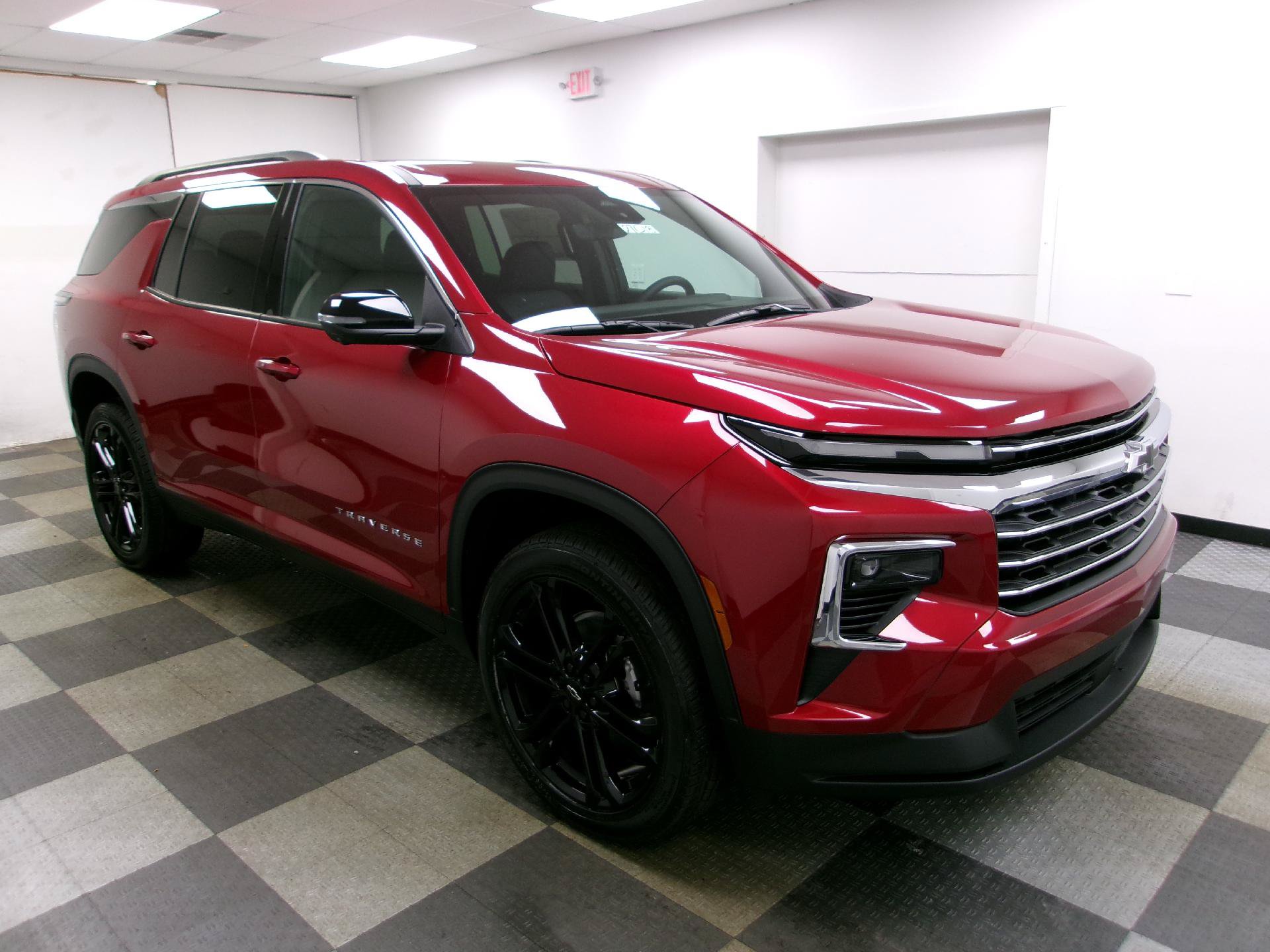 New 2027 Chevrolet Traverse LT w/ Driver Confidence Package FWD image 16