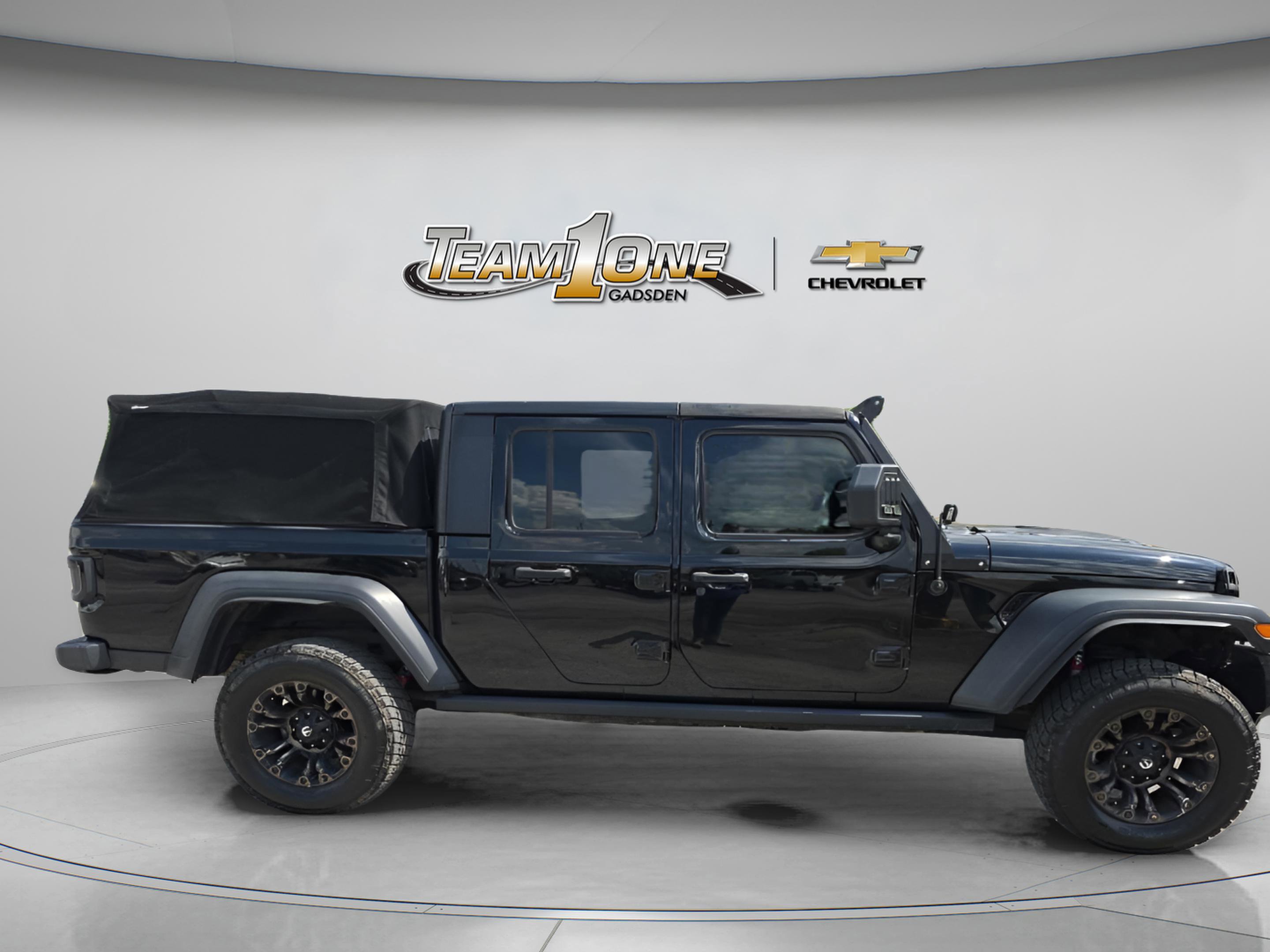 Used 2020 Jeep Gladiator Sport w/ Quick Order Package 24S AWD/4WD image 9
