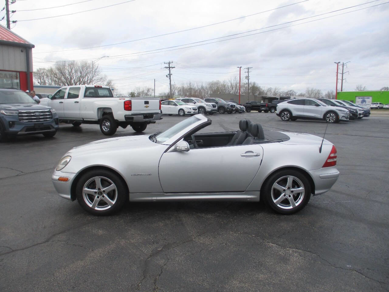 Used 2004 Mercedes-Benz SLK 230 image 2
