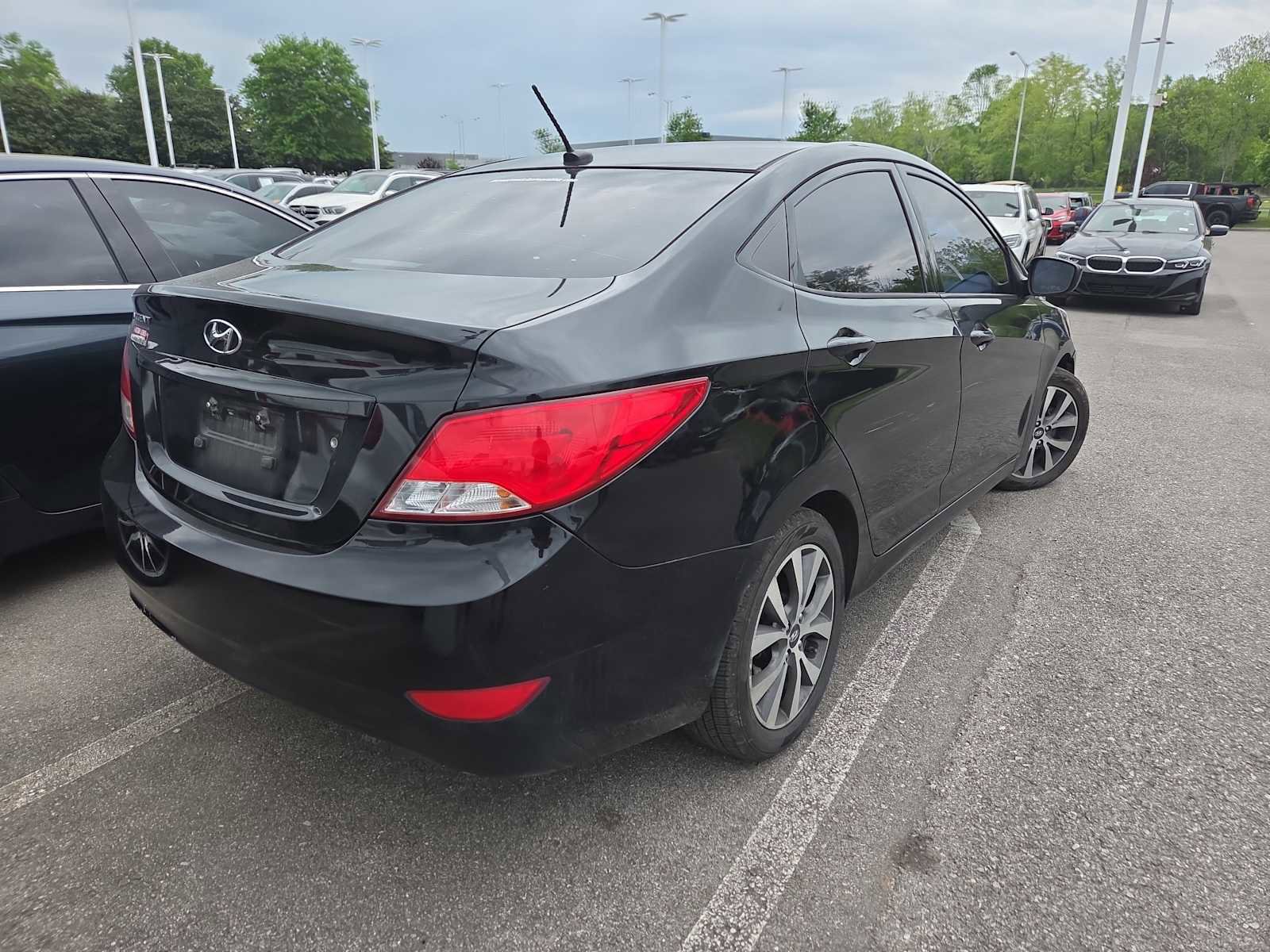 Used 2017 Hyundai Accent Value Edition FWD image 3