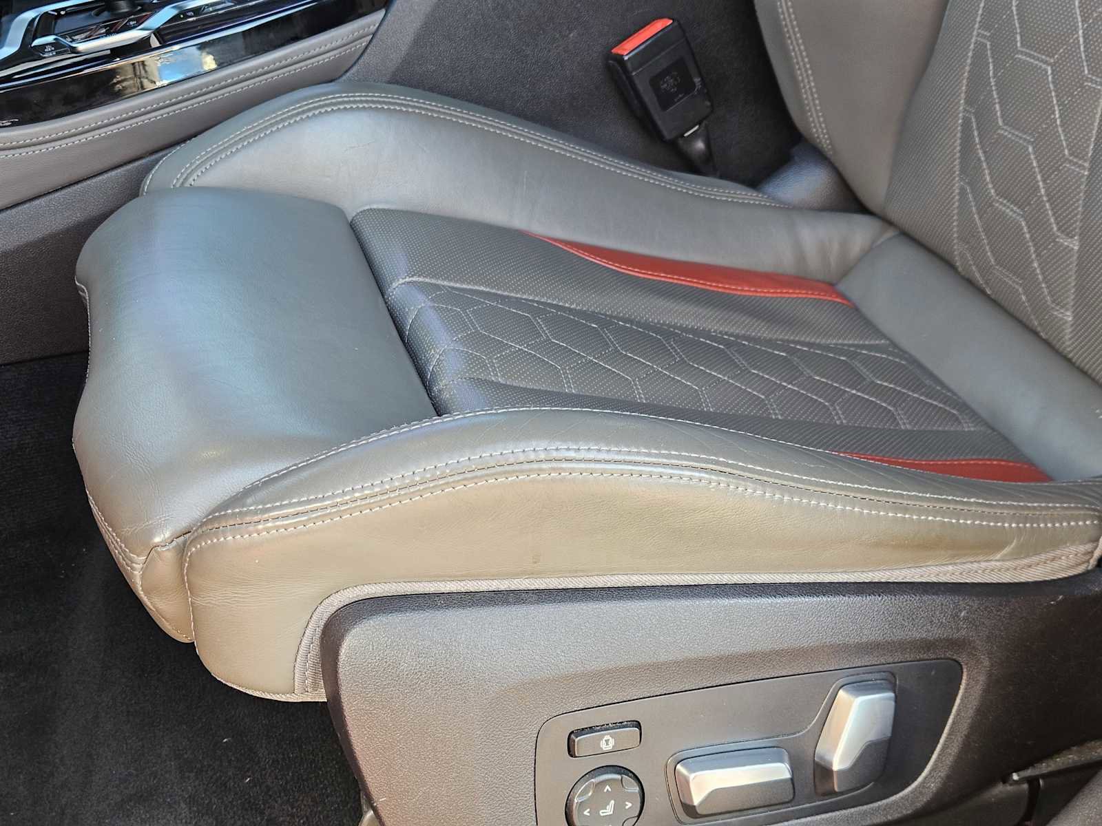 Used 2020 BMW X4 M image 23