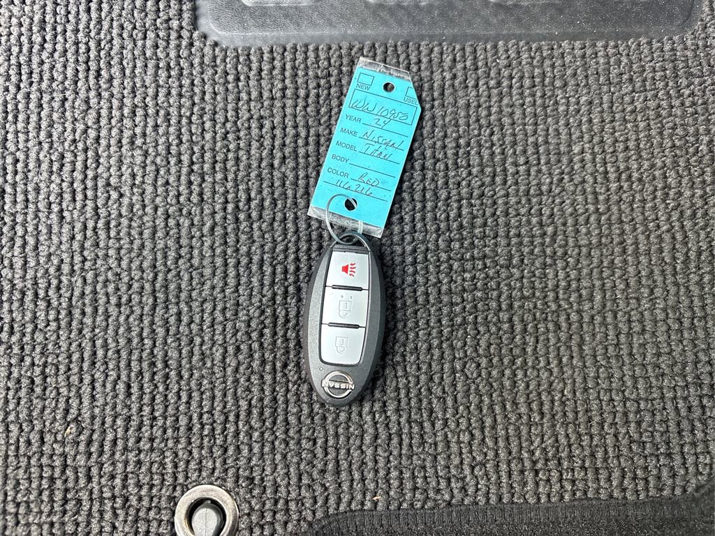 Used 2024 Nissan Titan SV w/ Accessory Utility Package image 36