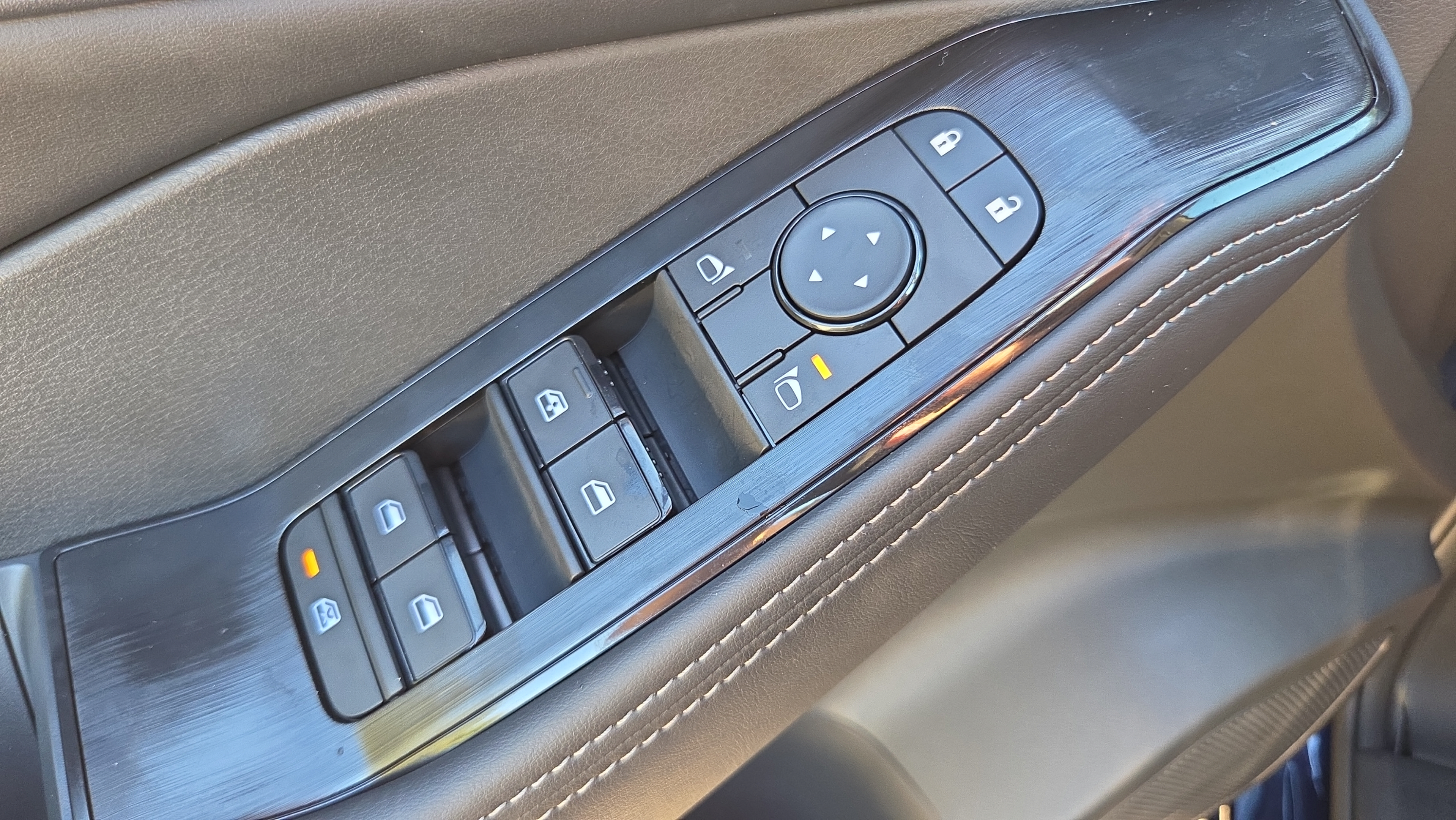 New 2026 Nissan Rogue SV w/ Cold Weather Package FWD image 30