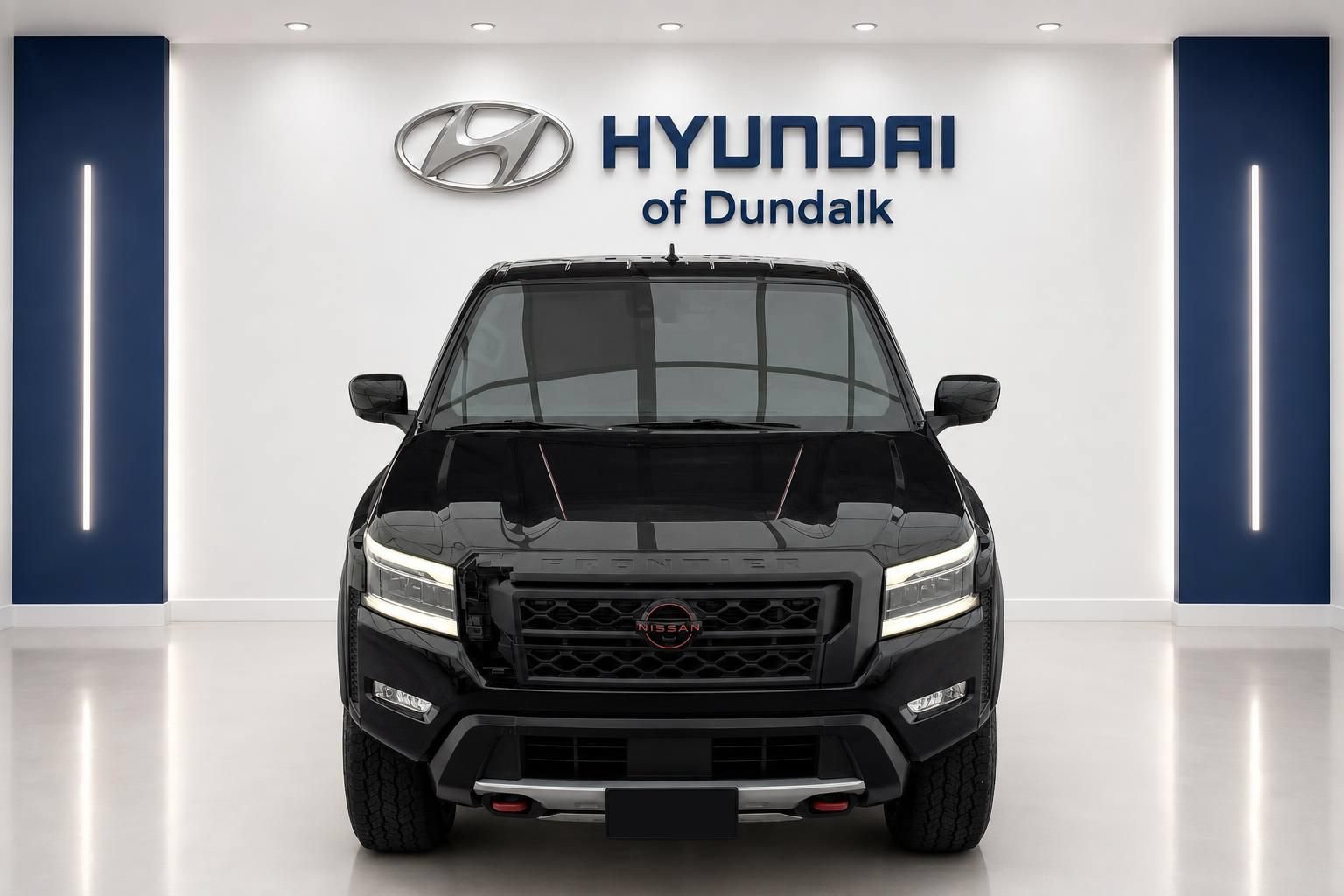 Used 2022 Nissan Frontier PRO-4X AWD/4WD image 5