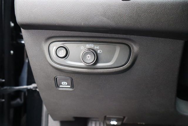 Used 2021 GMC Terrain SLE w/ Driver Convenience Package image 23