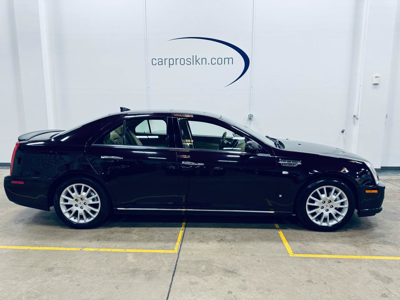 Used 2009 Cadillac STS V8 w/ Rwd Preferred Equipment Group image 8
