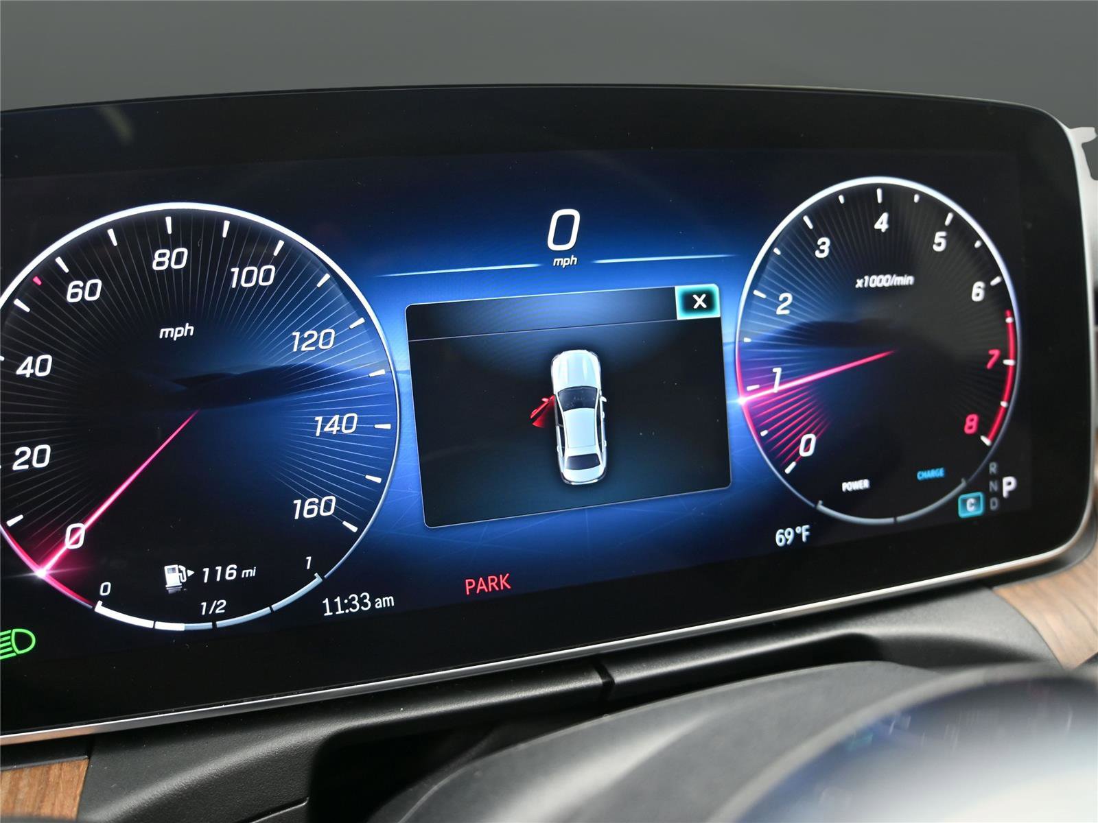 Used 2023 Mercedes-Benz C 300 4MATIC Sedan image 3