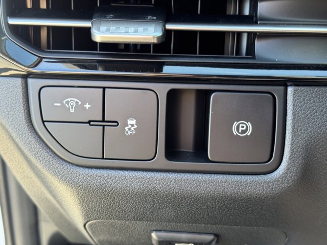 New 2026 Kia Sportage LX image 24