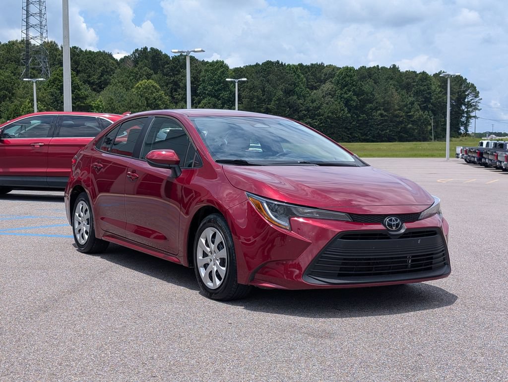 Used 2025 Toyota Corolla LE FWD image 7