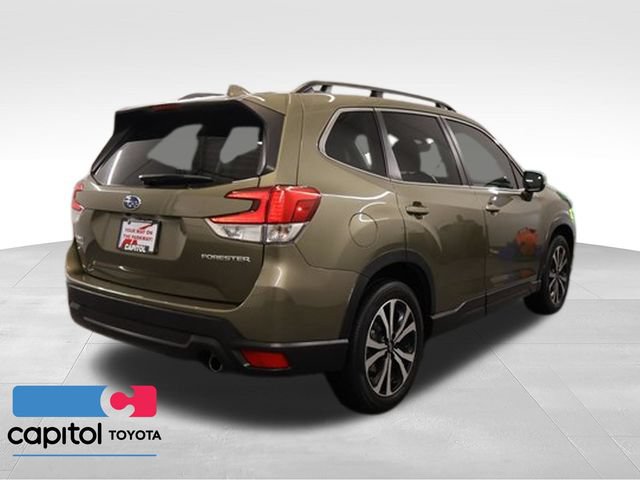 Used 2023 Subaru Forester Limited AWD/4WD image 2