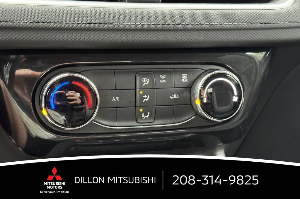 Used 2025 Chevrolet TrailBlazer LT AWD/4WD image 20