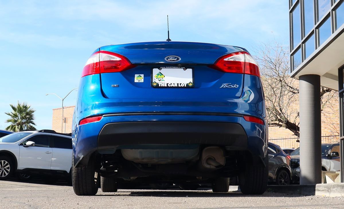 Used 2018 Ford Fiesta SE FWD image 11