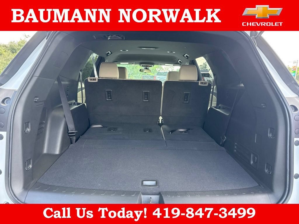 Used 2022 Chevrolet Traverse LS FWD image 33
