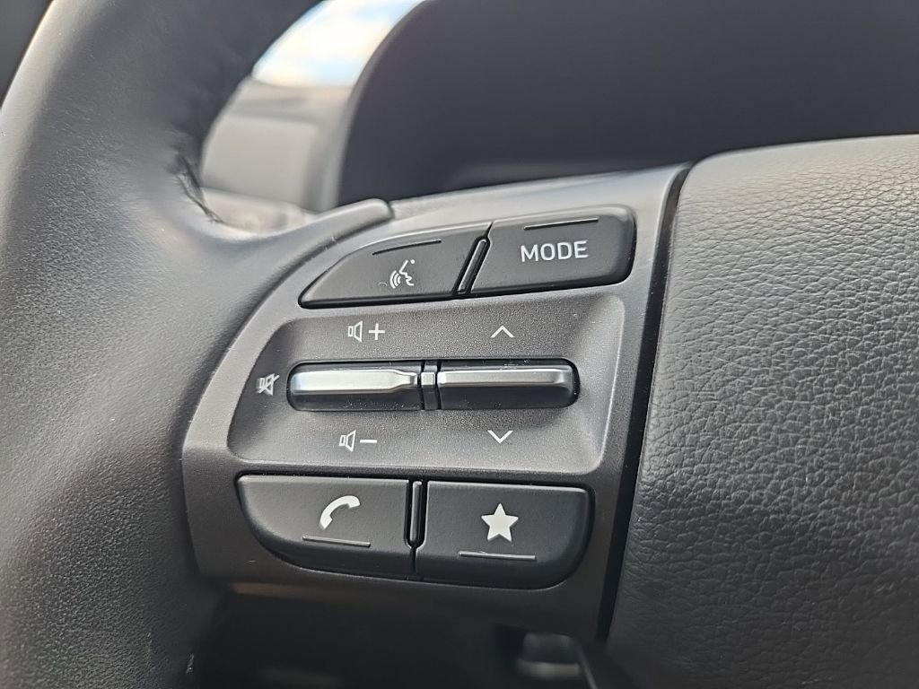 Used 2023 Hyundai Kona Limited w/ Cargo Package AWD/4WD image 37