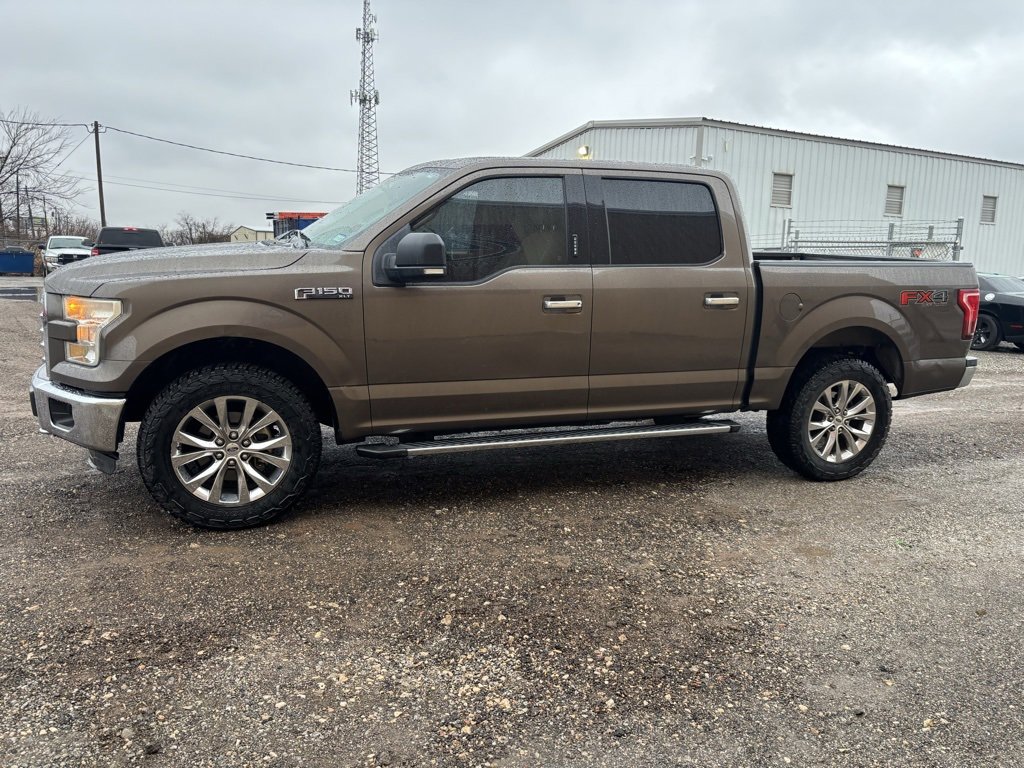 Used 2016 Ford F150 XLT w/ Equipment Group 302A Luxury image 4
