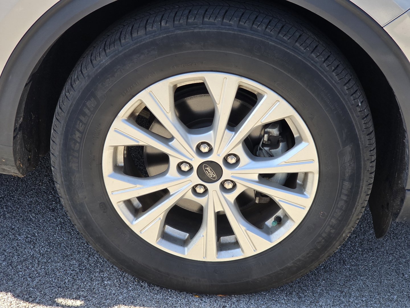 Used 2023 Ford Escape Active w/ Cold Weather Package FWD image 8