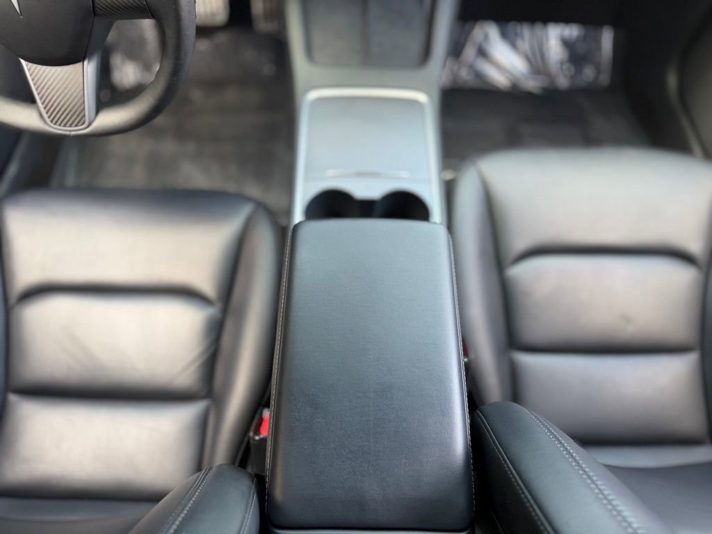 Used 2021 Tesla Model 3 Standard Range image 45