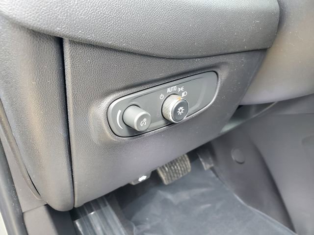 Certified 2024 Chevrolet Equinox LT w/ LPO, Floor Liner Package image 25