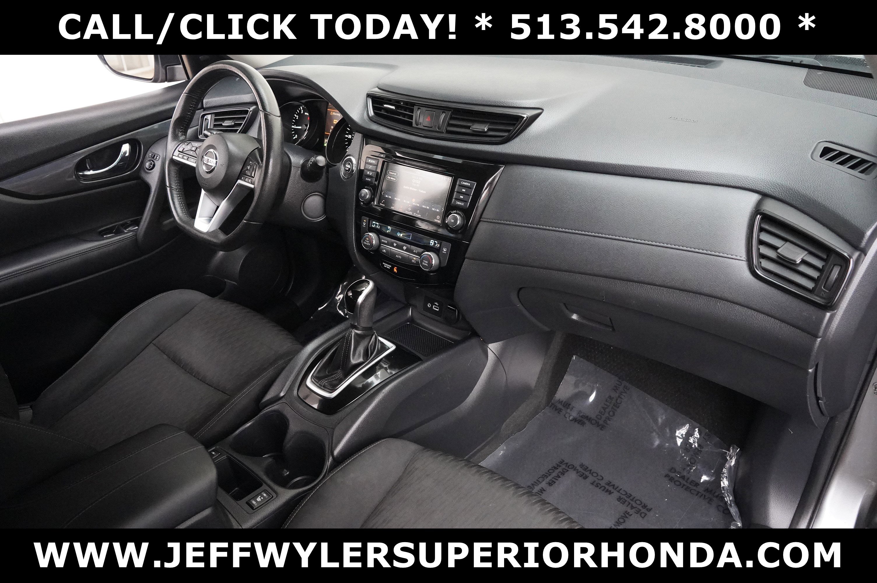 Used 2019 Nissan Rogue SV image 31