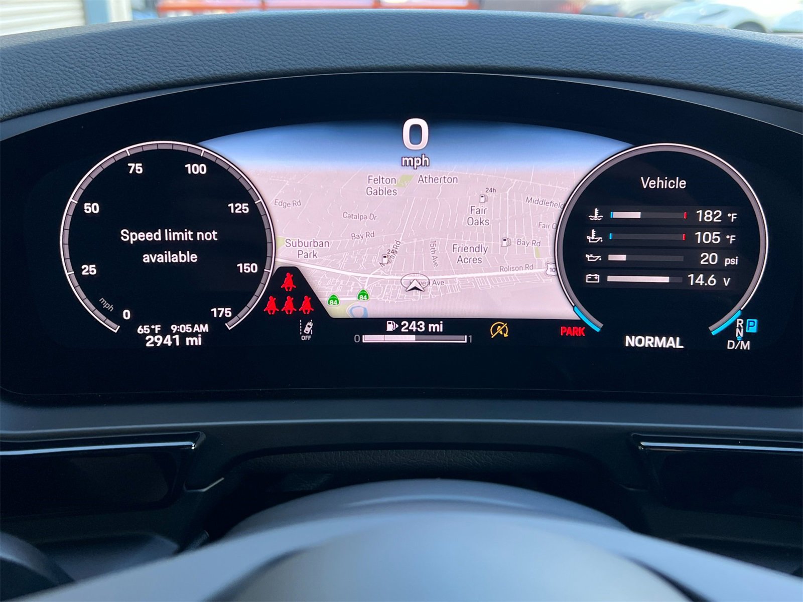 Certified 2025 Porsche Cayenne image 31