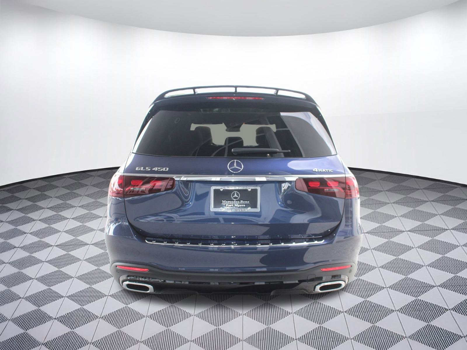 New 2026 Mercedes-Benz GLS 450 4MATIC image 10