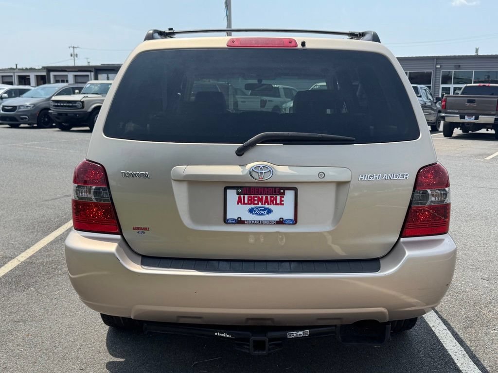 Used 2004 Toyota Highlander 2WD image 4