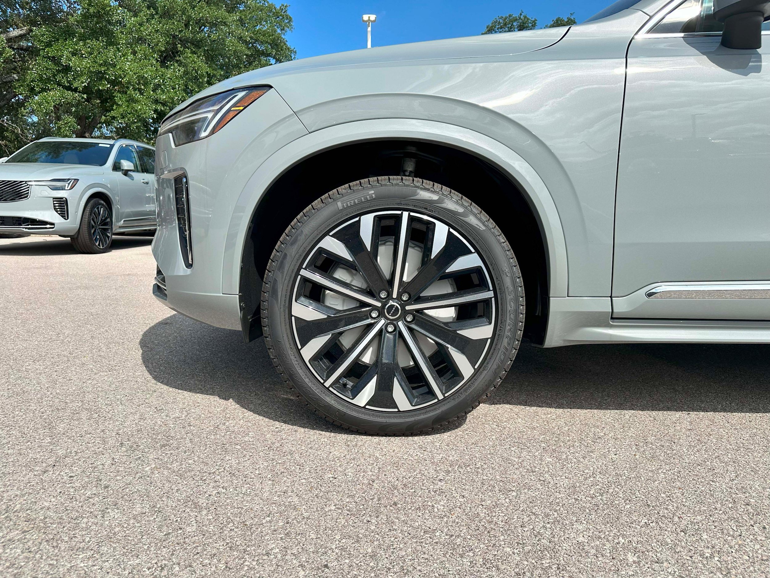 Used 2026 Volvo XC90 B6 Core AWD/4WD image 10