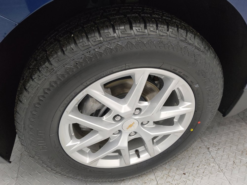 Used 2023 Chevrolet Equinox LS w/ LS Convenience Package image 31