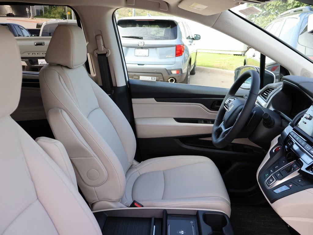 New 2026 Honda Odyssey EX-L image 6