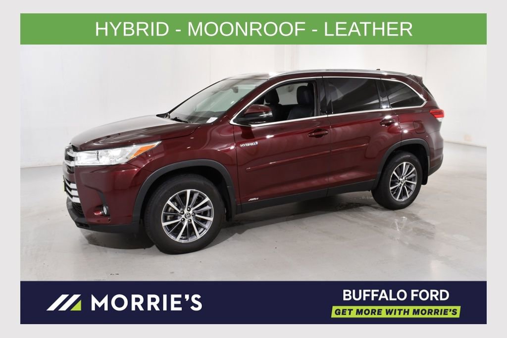 Used 2019 Toyota Highlander XLE AWD/4WD image 1