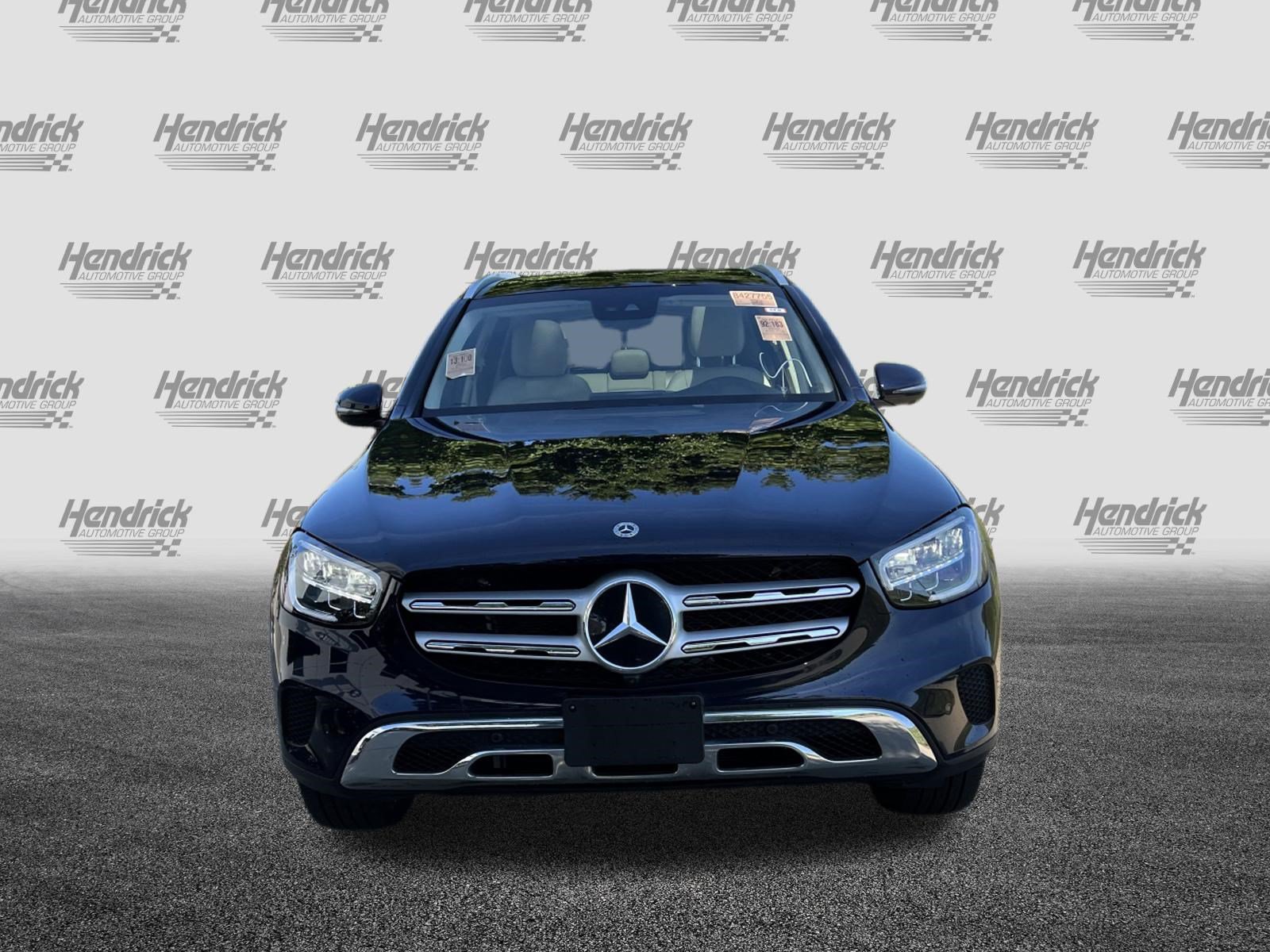Used 2022 Mercedes-Benz GLC 300 4MATIC w/ Premium Package Lite image 3