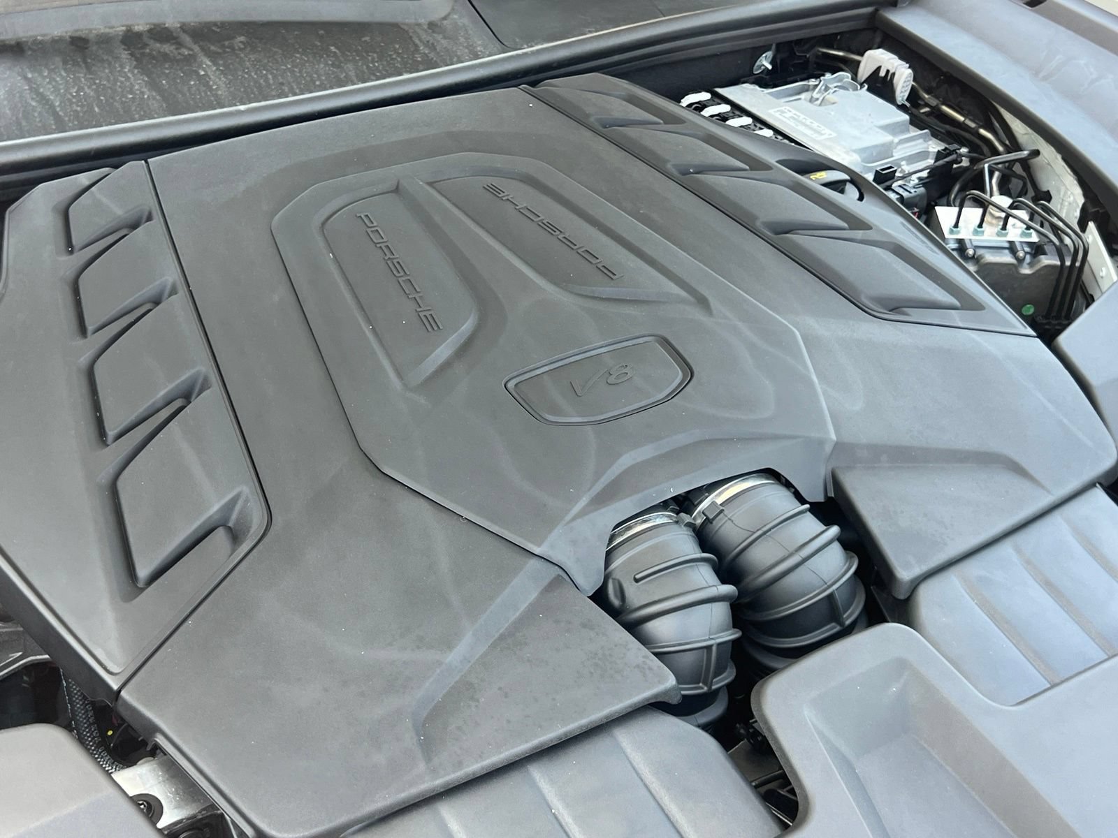 Certified 2024 Porsche Cayenne S AWD/4WD image 40