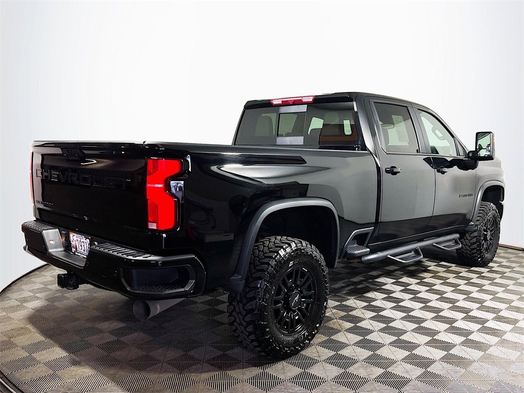 Used 2024 Chevrolet Silverado 2500 ZR2 w/ LPO, Dark Essentials Package image 8