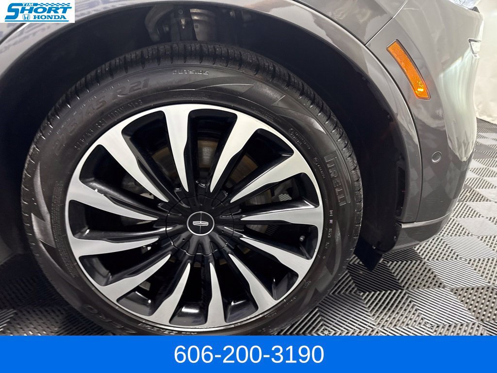 Used 2022 Lincoln Aviator Black Label Grand Touring w/ Class IV Trailer Tow Package AWD/4WD image 4