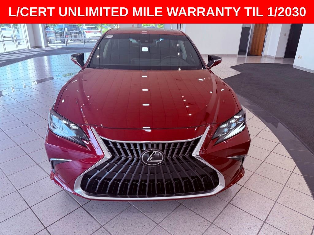 Used 2024 Lexus ES 300h Ultra Luxury w/ Accessory Package (Z2) FWD image 2