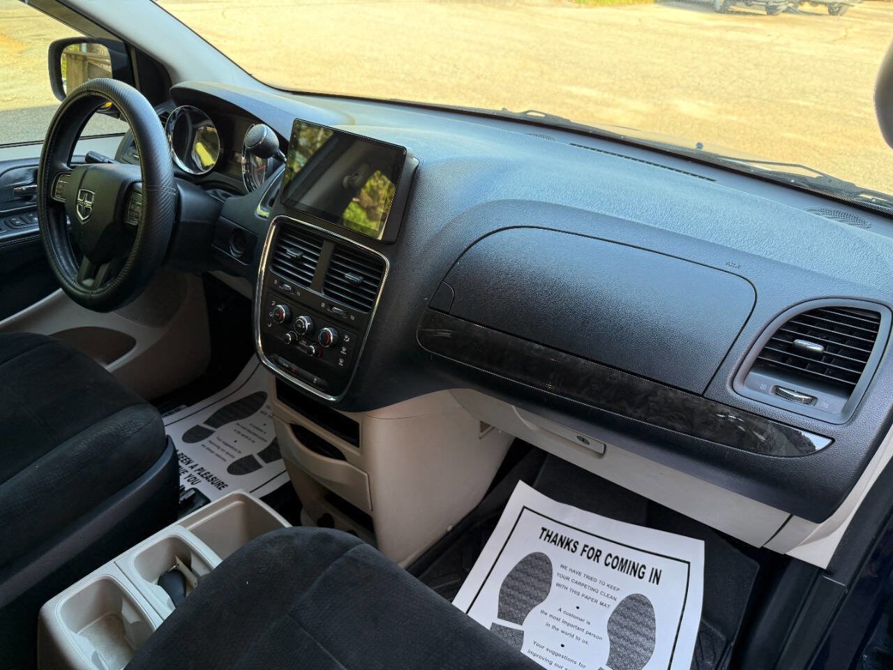 Used 2012 Dodge Grand Caravan SE FWD image 19