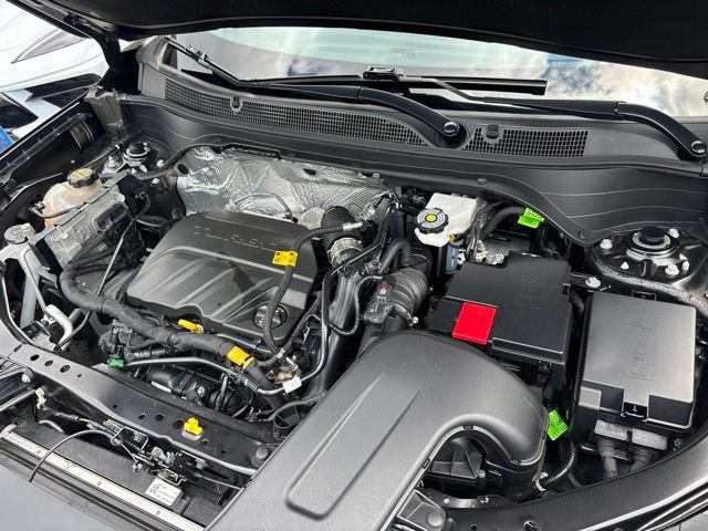 Used 2025 Chevrolet Trax LT FWD image 17