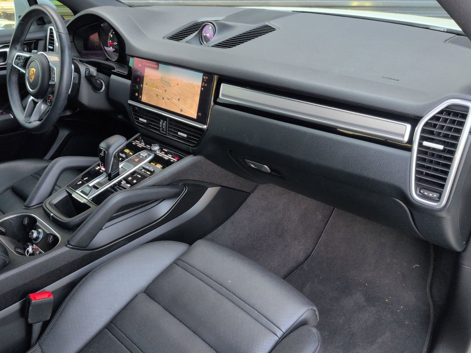 Certified 2022 Porsche Cayenne Platinum Edition AWD/4WD image 27