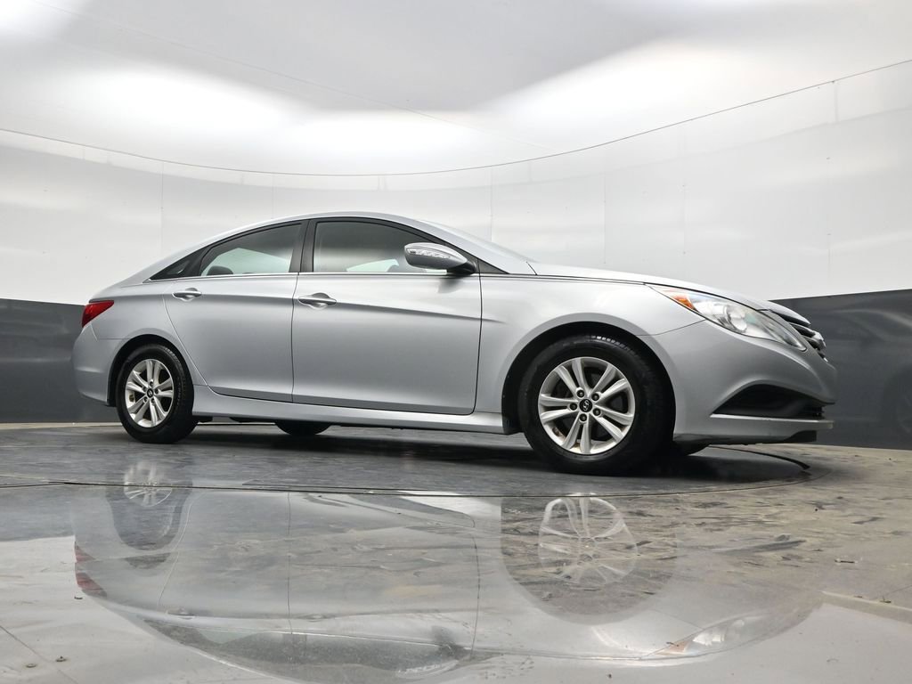 Used 2014 Hyundai Sonata GLS w/ Popular Equipment Group 2 FWD image 26